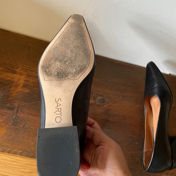 SARTO BY FRANCO SARTO - Modena Pointed Toe Pump - Picture 4 of 6